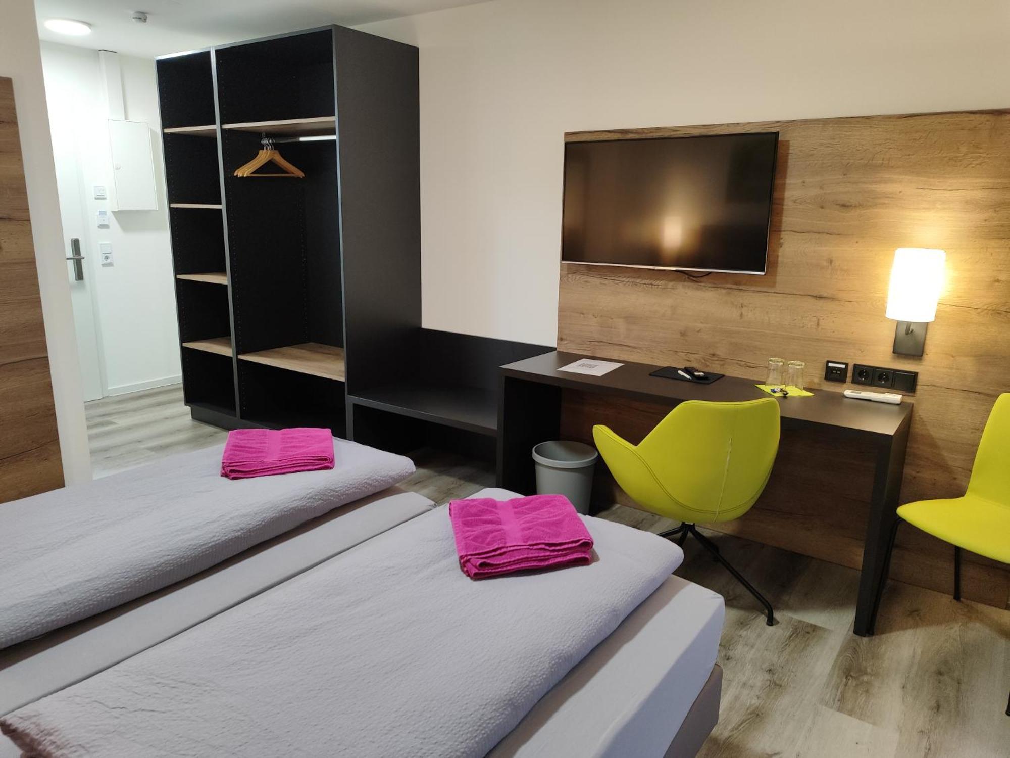 Hotel Gaestehaus Stock Zimmer Baeckerstueble Friedrichshafen Exterior photo