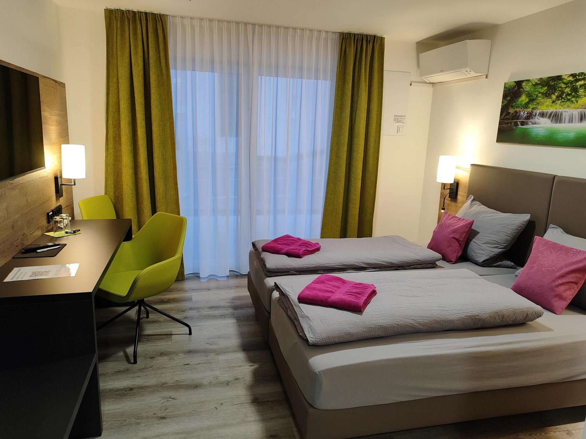 Hotel Gaestehaus Stock Zimmer Baeckerstueble Friedrichshafen Exterior photo